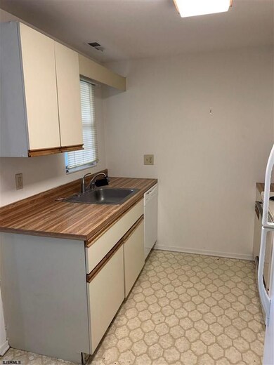 244 Meadow Ridge Rd unit 1, Galloway, NJ 08205 - photo 6