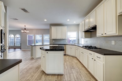 9327 Hudson Bend Cir, Houston, TX 77095 - photo 7