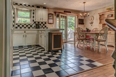 16 Teton Dr, Londonderry, NH 03053 - photo 3