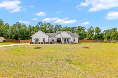 380 Parkside Cir, Crawfordville, FL 32327 - photo 3