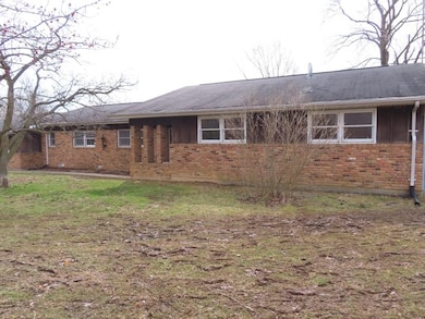 5826 E River Rd, Montpelier, IN 47359 - photo 6