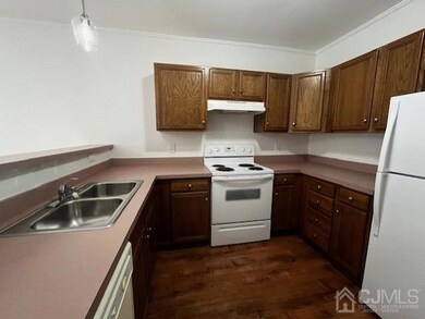 Shore Gate Village Grand Condominium unit 316, South Amboy, NJ 08879 - photo 7