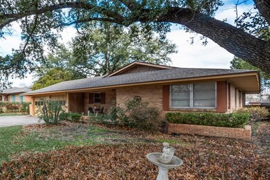 1100 Sunset Dr, Ennis, TX 75119 - photo 5