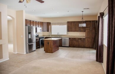 Kitchen1 (1)