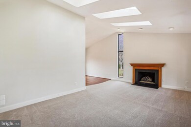 20320 Aspenwood Ln, Montgomery Village, MD 20886 - photo 7