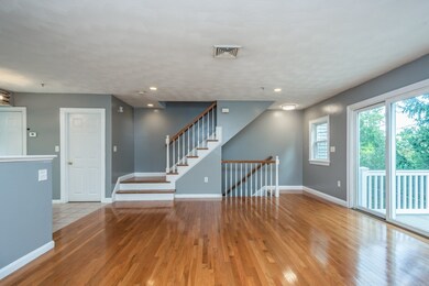 2 Ricciuti Dr unit 5, Quincy, MA 02169 - photo 2