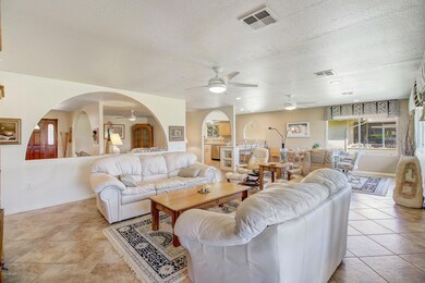 18431 N Conestoga Dr, Sun City, AZ 85373 - photo 3