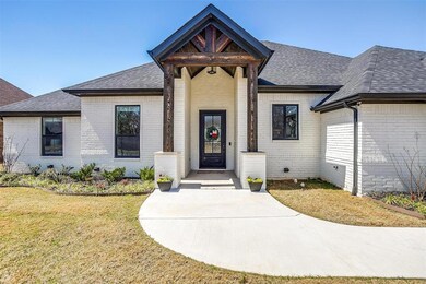 3914 Upper Lake Cir, Granbury, TX 76049 - photo 3