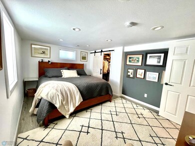 1517 12th St S, Fargo, ND 58103 - photo 5