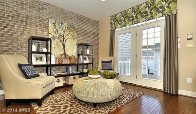 1404 Scheer St, Brunswick, MD 21716 - photo 4