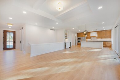 6316LamppostCircleSE-16