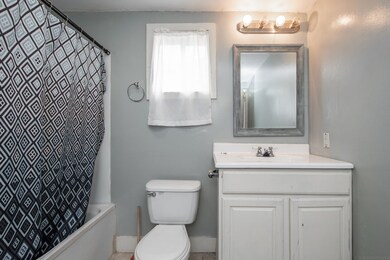 57 Fox St, Worcester, MA 01604 - photo 4