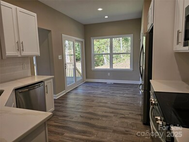 3679 Travertine Dr, Lancaster, SC 29720 - photo 7