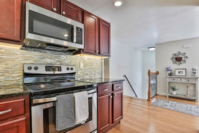 6 Meadow Ln, Amherst, NH 03031 - photo 7