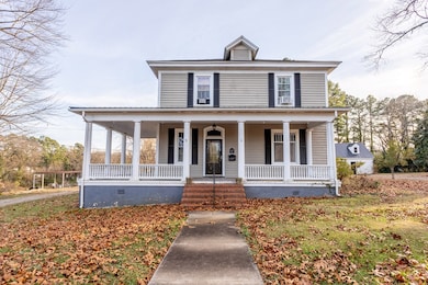 137 W Academy Ln, Chase City, VA 23924 - photo 2