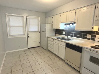 1110 W 18th St unit 1E, Broadview, IL 60155 - photo 5