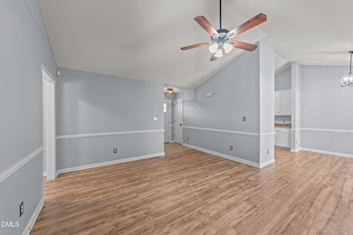 24 Elmbrook Ct, Fuquay Varina, NC 27526 - photo 4