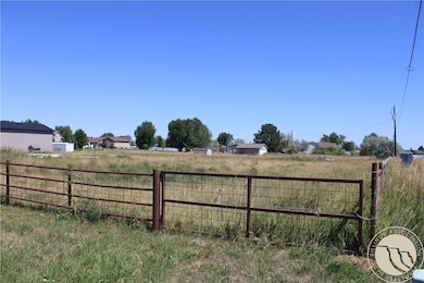 545 Pike Ct, Billings, MT 59106 - photo 2