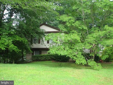 8966 Westchester Dr, Manassas, VA 20112 - photo 2