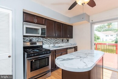 10 Duralumin Ct, Middle River, MD 21220 - photo 5