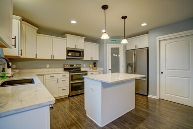 131 W Blackhawk Dr, Fort Atkinson, WI 53538 - photo 4