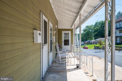 101 Walnut St, Mohnton, PA 19540 - photo 4