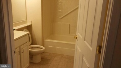 Mill Crossing unit 301, Frederick, MD 21702 - photo 3