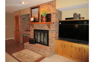 2855 Hwy S-74 S, Newton, IA 50208 - photo 3