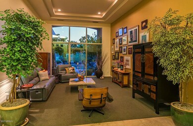 LIVING ROOM WITH VIEWS