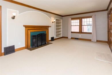 4226 Sheridan Ave, Des Moines, IA 50310 - photo 6