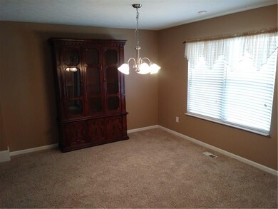 12933 Broncos Dr, Fishers, IN 46037 - photo 2