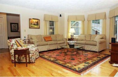 45 Shawsheen Rd unit 15, Bedford, MA 01730 - photo 3