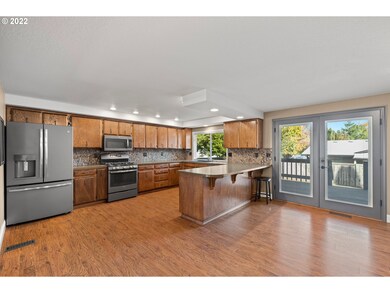 9670 SW Robbins Dr, Beaverton, OR 97008 - photo 7