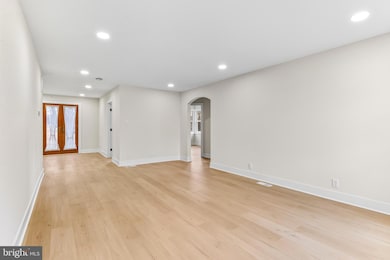 550 Chews Landing Rd, Sicklerville, NJ 08081 - photo 3