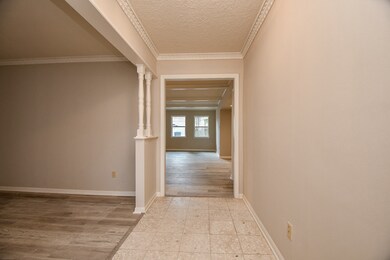 1005 Candlelight Ln, Houston, TX 77018 - photo 2