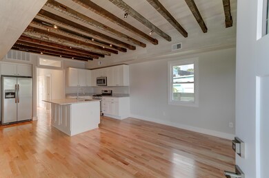 2 Fields Place (45)
