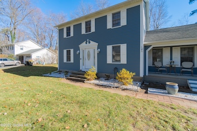 762 Downing St Niskayuna NY mls-41
