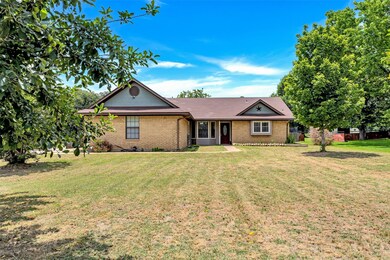 134 Sanchez Creek Ct, Weatherford, TX 76088 - photo 2