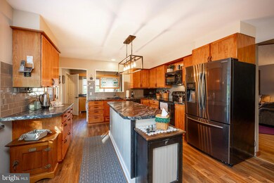 1478 Harvey Ln, Pottstown, PA 19465 - photo 6