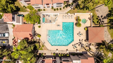 05 | Community Pool