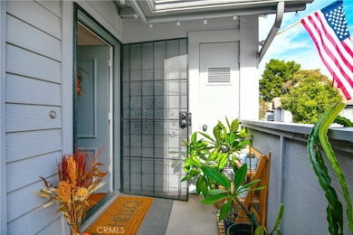 887 W 34th St unit A, Long Beach, CA 90806 - photo 2