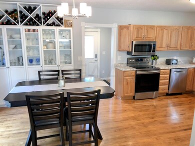 C-KitchenDining2