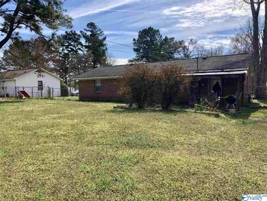 130 Clark Rd, Grant, AL 35747 - photo 4