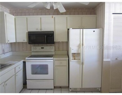 305 Spring Lakes Blvd unit D, Bradenton, FL 34210 - photo 3