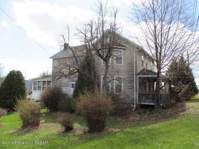 128 W Butler Dr, Drums, PA 18222 - photo 2