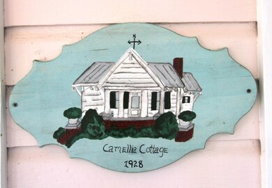 Welcome to Camellia Cottage