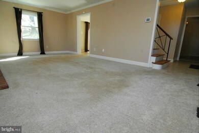 8905 Royal Ridge Ln, Laurel, MD 20708 - photo 4