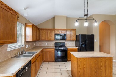 3404 Tweed Way, Pearland, TX 77584 - photo 4