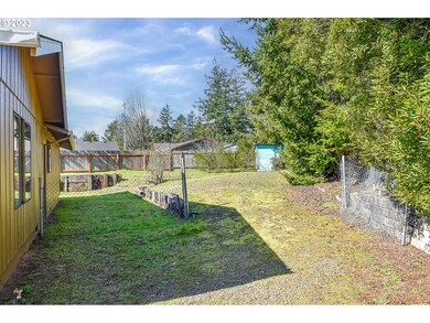 2025 W Park Dr, Florence, OR 97439 - photo 4