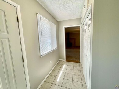 1420 NW Silverstone Rd, Topeka, KS 66618 - photo 4